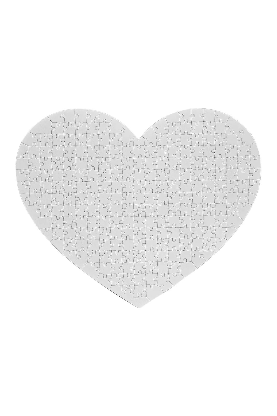 16 x 20 Heart Puzzle with 253 Pieces